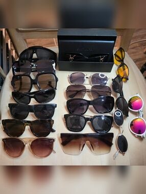 17 Pairs Of sunglasses Resellers take a look!